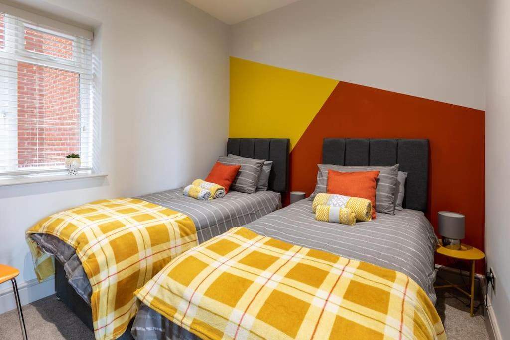 Waves@Walpole - 2 Bed Flat With Amazing Sea Views Apartment Margate Exterior photo